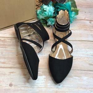 Journee Collection  Black Marlee Flats - Never worn and still in box